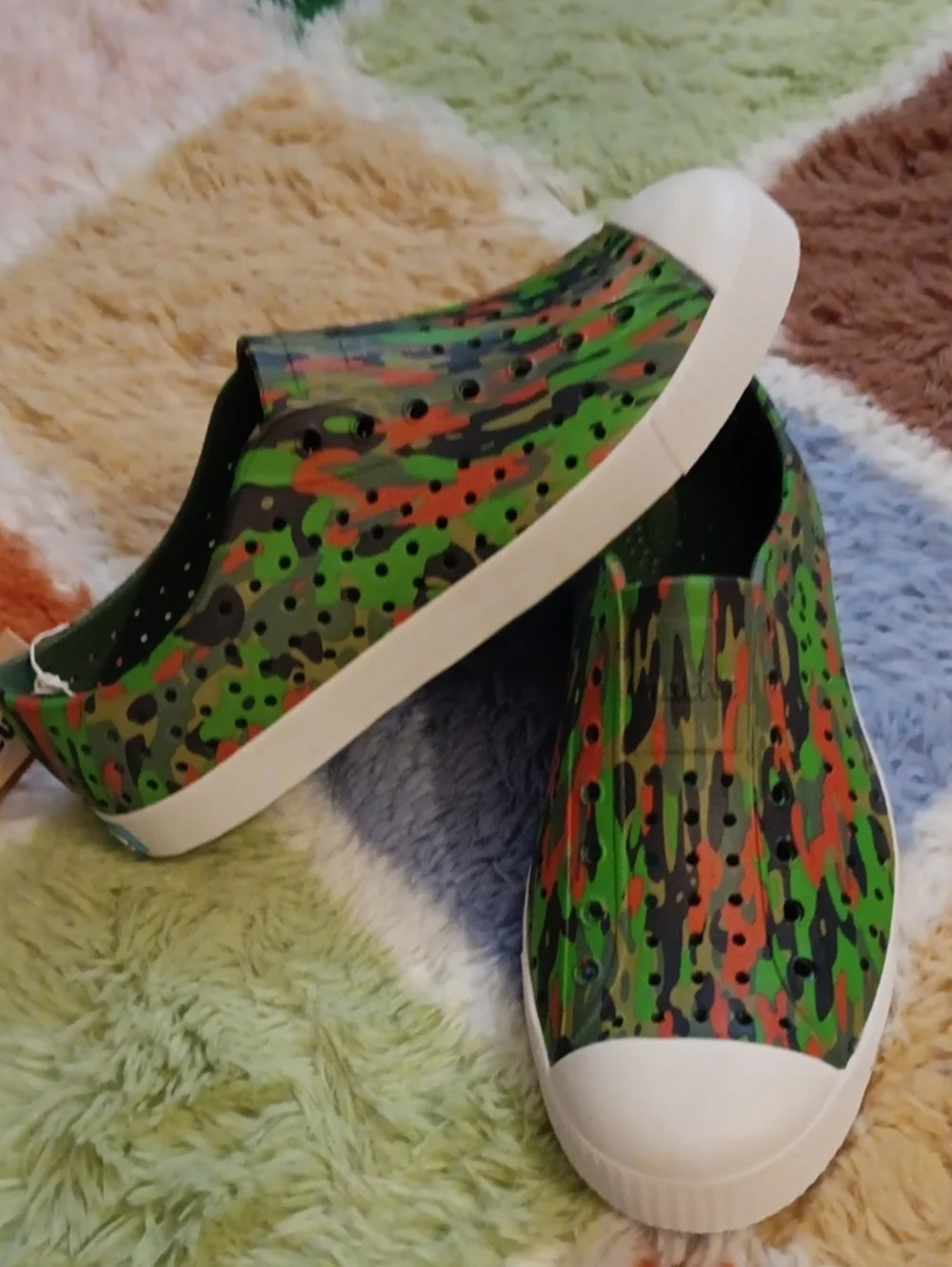 Native Slip-On Camo Water-Friendly Shoes - Green/Orange
